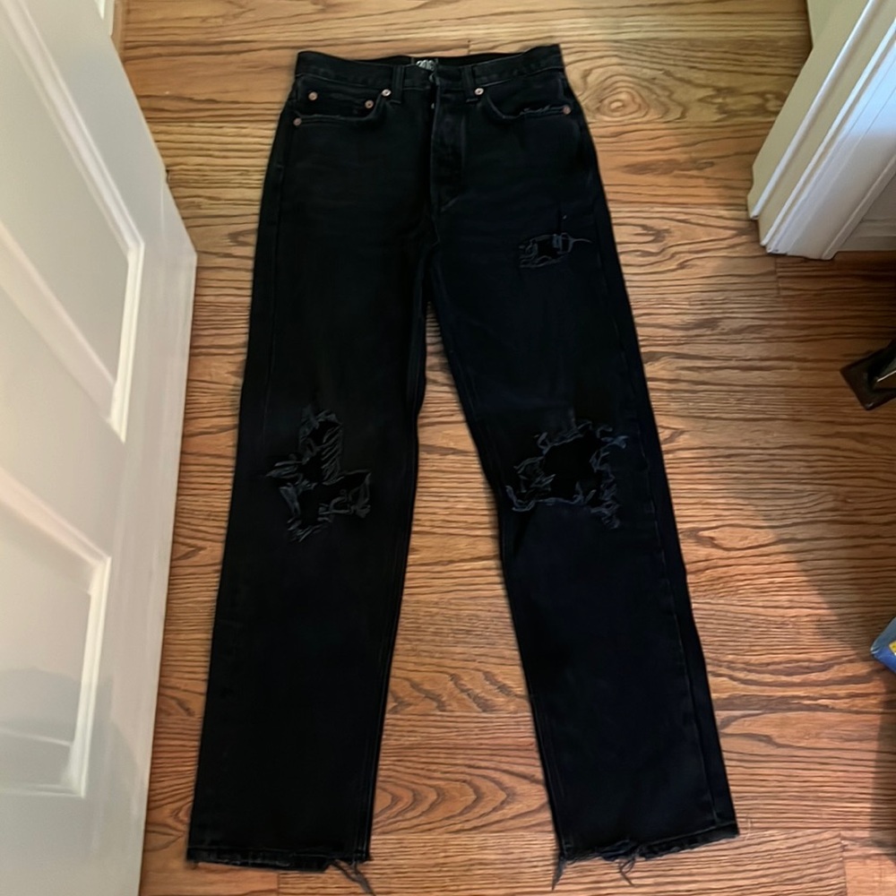 BDG Urban Outfitters Relaxed Straight Ripped Black Jeans.